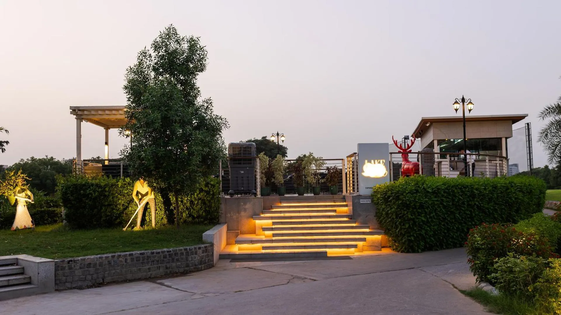 Karma Lakelands, Gurugram Gurgaon Feriested