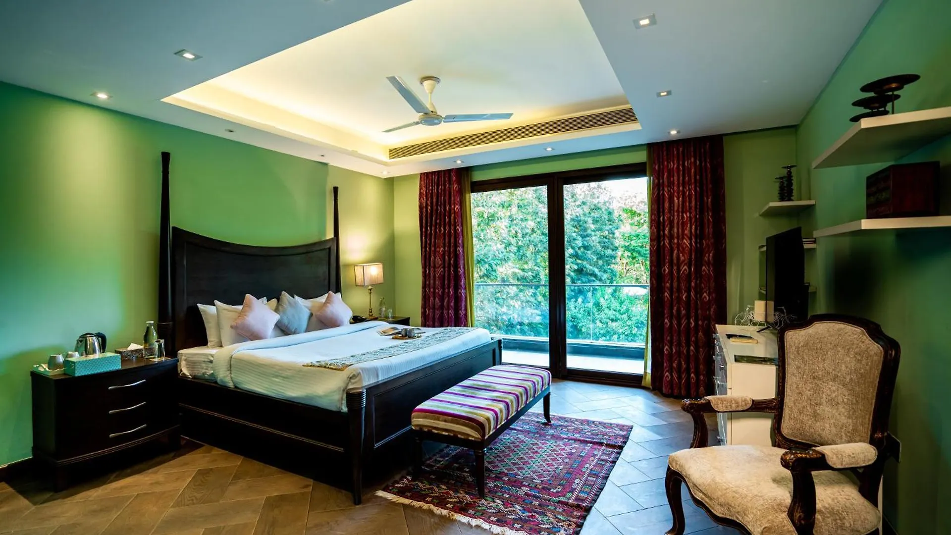 Karma Lakelands, Gurugram Gurgaon 4*,